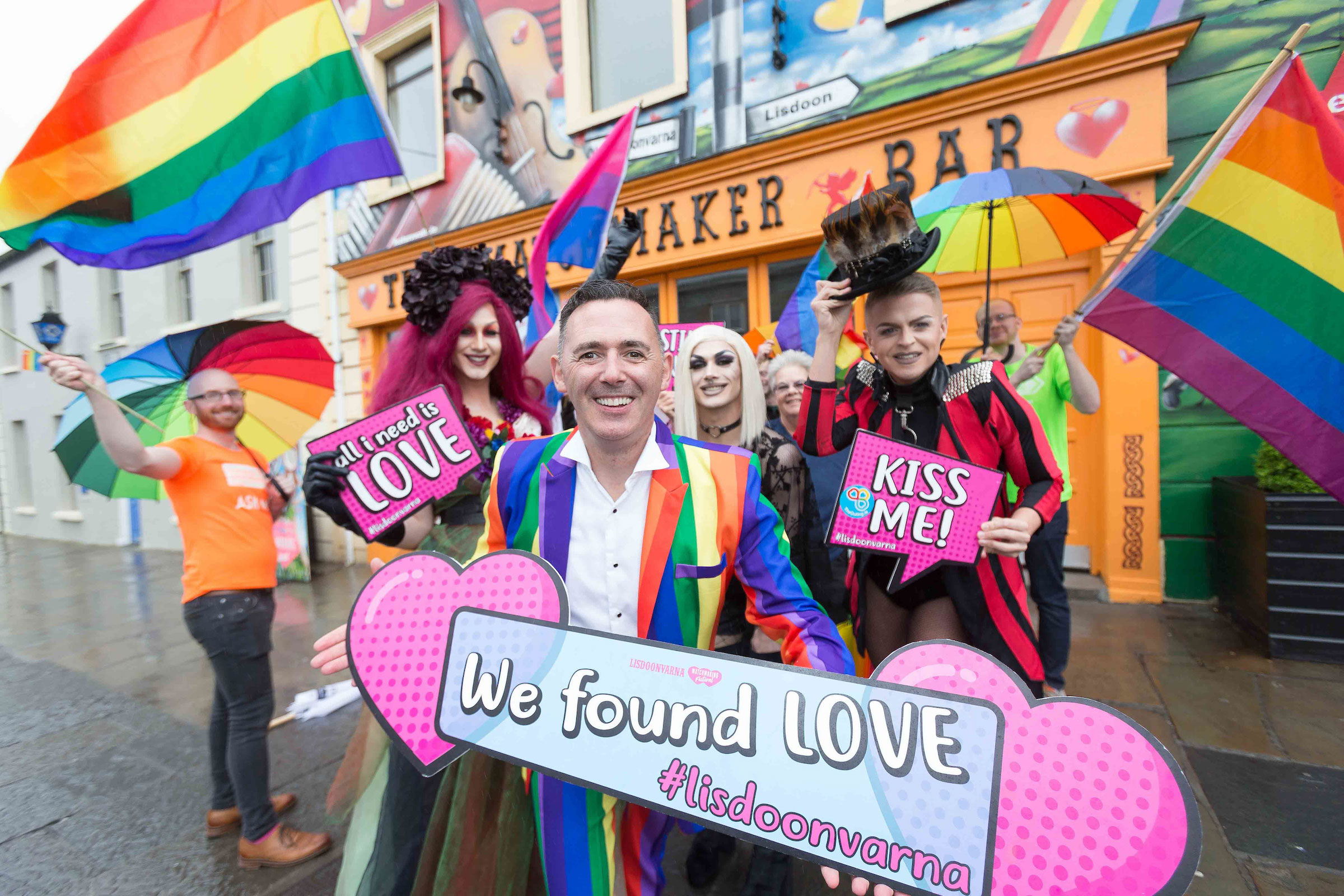 Gay Online Dating Doon-Clare Personals - Vivastreet